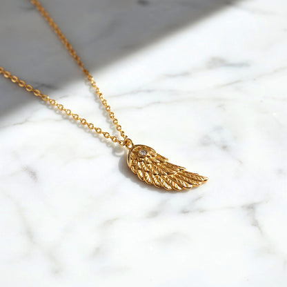 Halskette 375er Gold Flügel mit Diamant